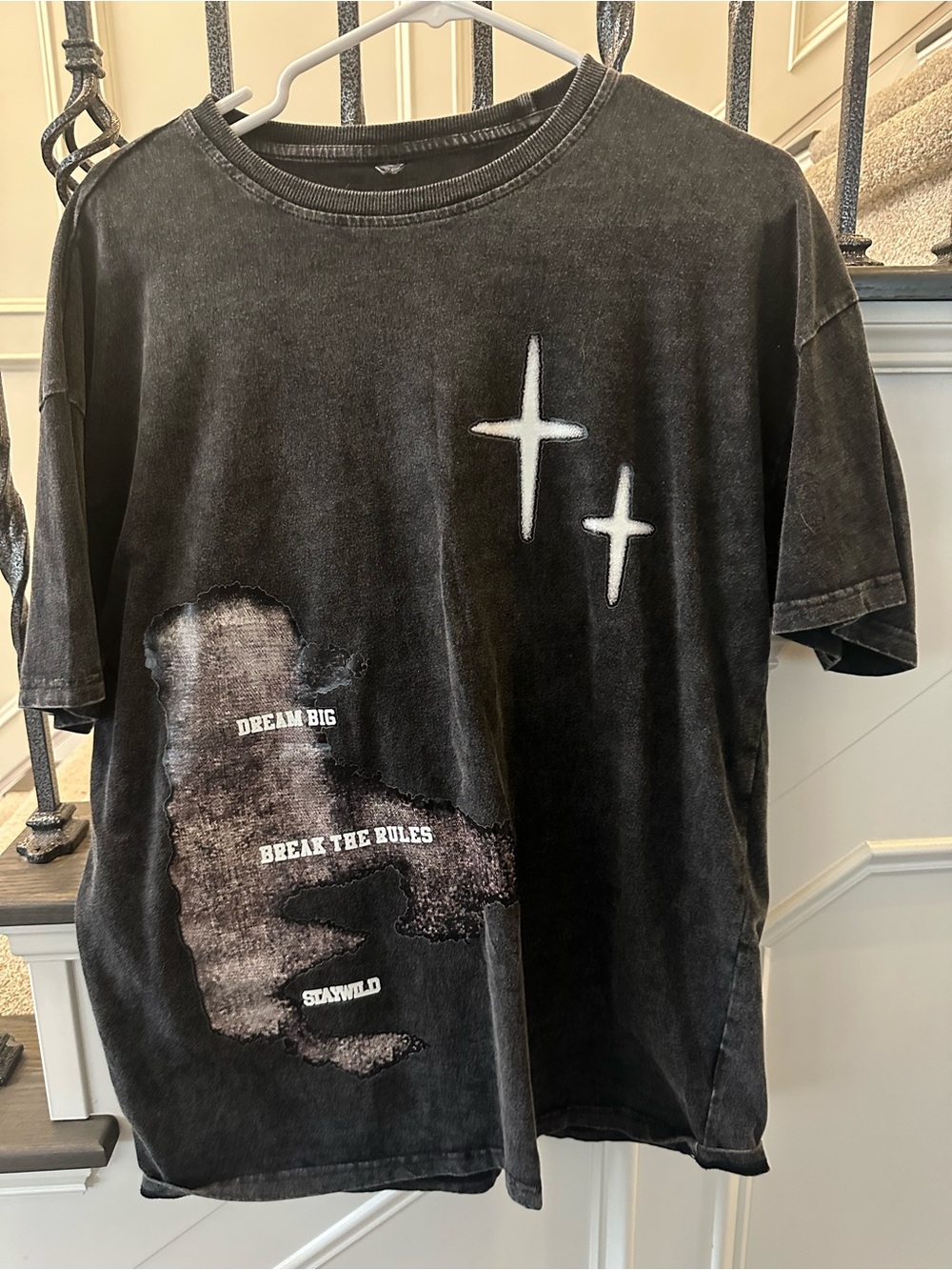 Men's Black Graphic Short-Sleeve Tee - Dream Big Print